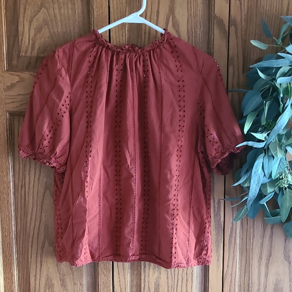 High Collar Cuff Sleeve Top